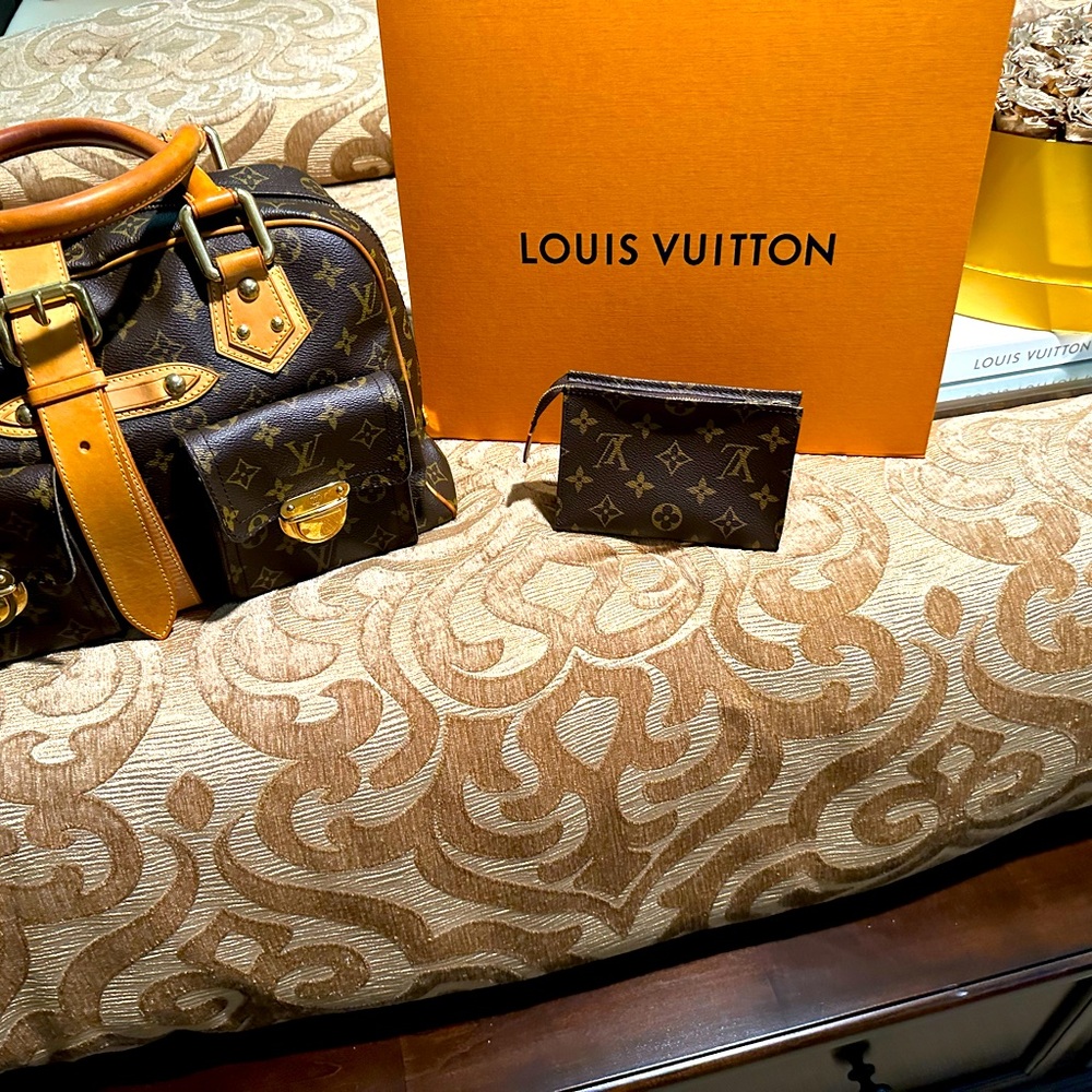 LV toilet 15